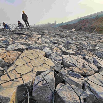 Galvanized Gabion Wall Retaining Wall For River Protection Project On-site